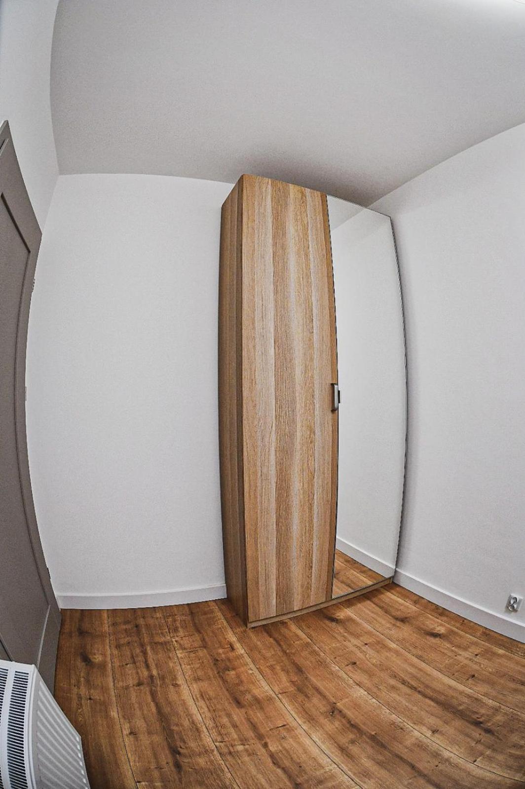 Elegant Two-Room Apartment, Sleeps 4, Near Turon Arena, With Balcony Cracovie Extérieur photo